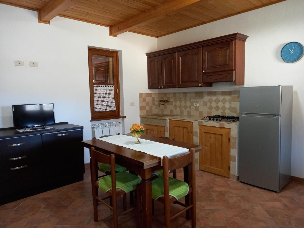 Casa Vacanze La Venarella Sorano  Kamer foto